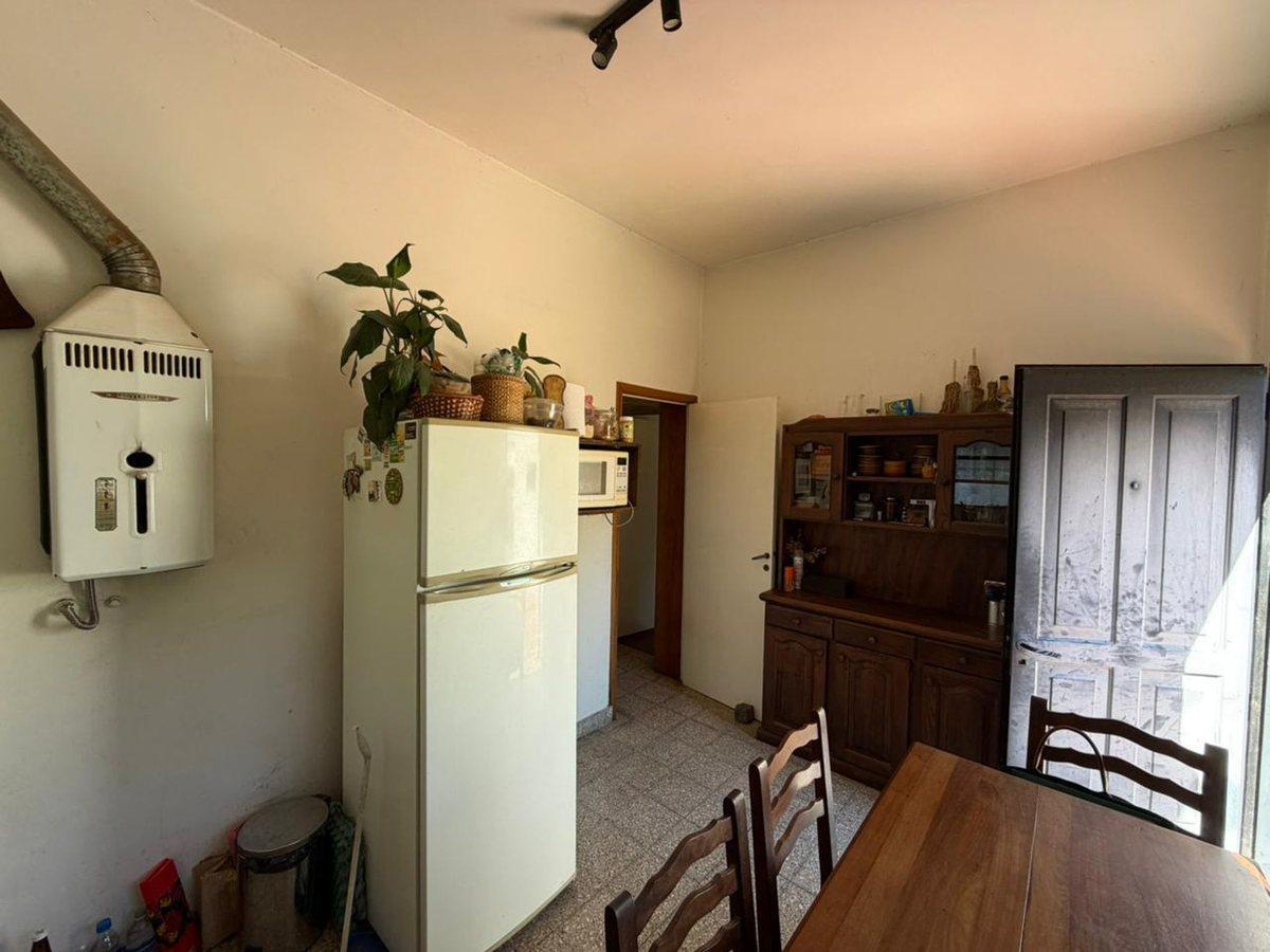 Foto de VENTA CASA 3 AMBIENTES EN BERNAL, imagen 4