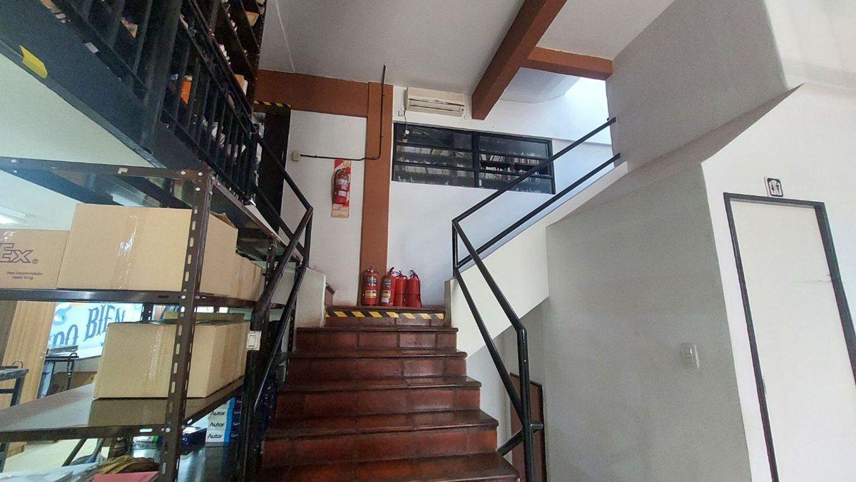 Foto de OFICINAS con DEPOSITOS VENTA CABA, imagen 4