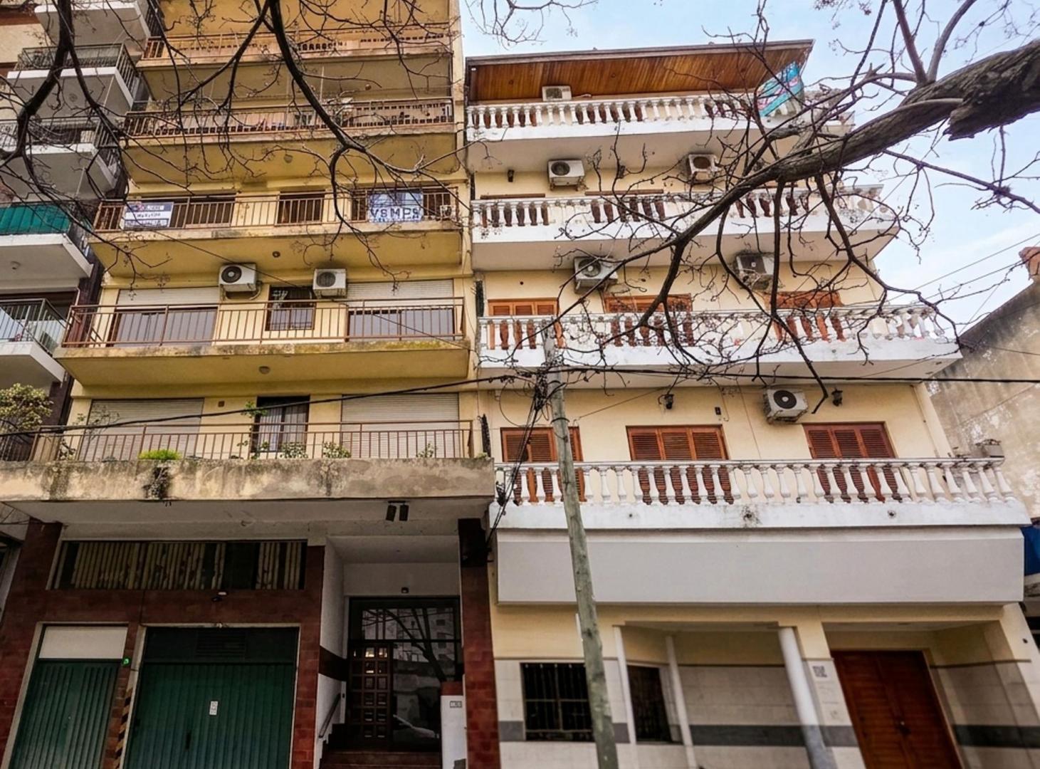 Foto de Venta departamento 2 ambientes en Wilde Centro., imagen 1