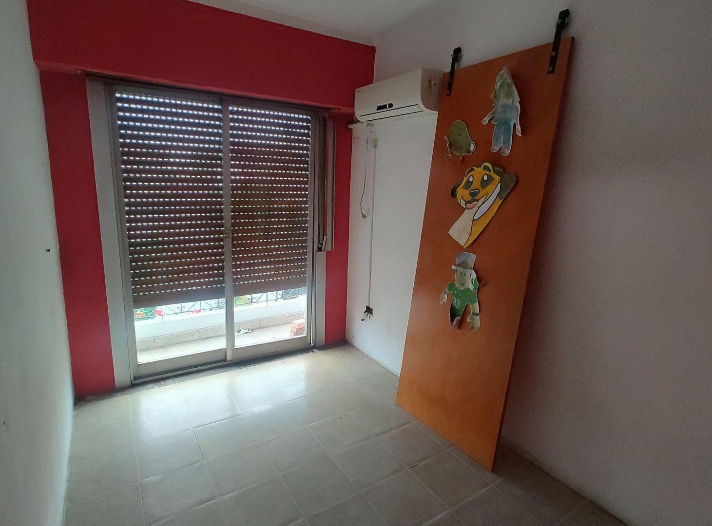 Foto de VENTA CASA 4 AMB QUINCHO+ GALPON+LOCAL VILLA DOMIN, imagen 4