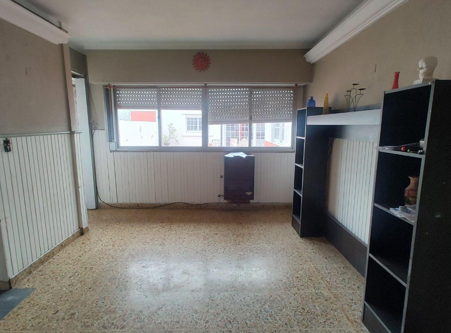 Foto de VENTA CASA 4 AMB QUINCHO+ GALPON+LOCAL VILLA DOMIN, imagen 5