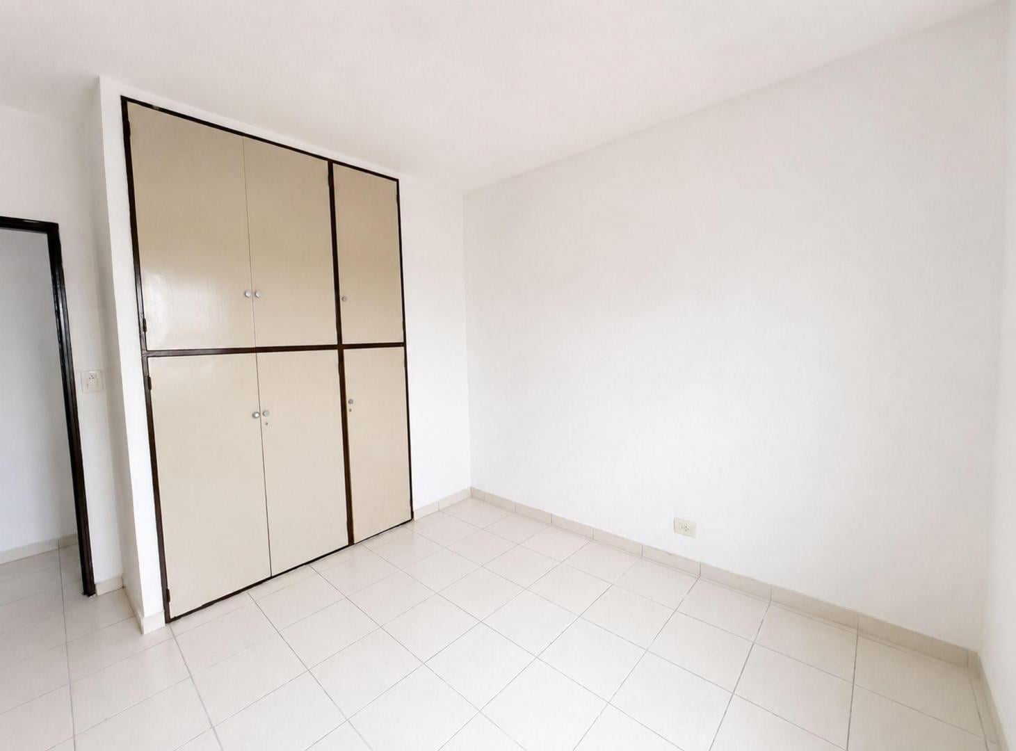 Foto de VENTA DEPARTAMENTO 3 AMBIENTES WILDE, imagen 2