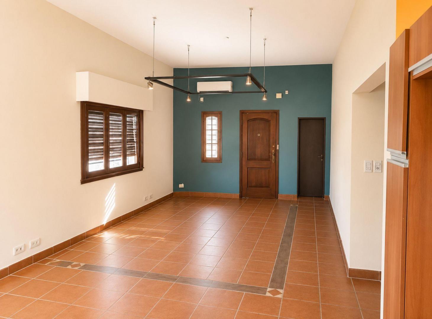 Foto de VENTA CASA 4 AMBIENTES CON GARAGE EN QUILMES, imagen 1
