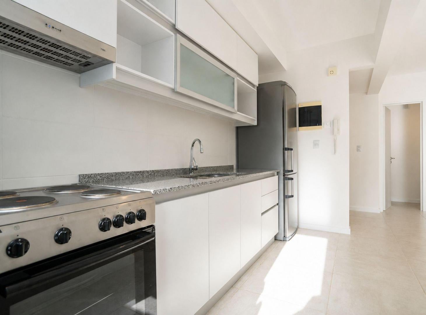 Foto de Departamento 3 Ambientes en Venta en Bernal, imagen 2