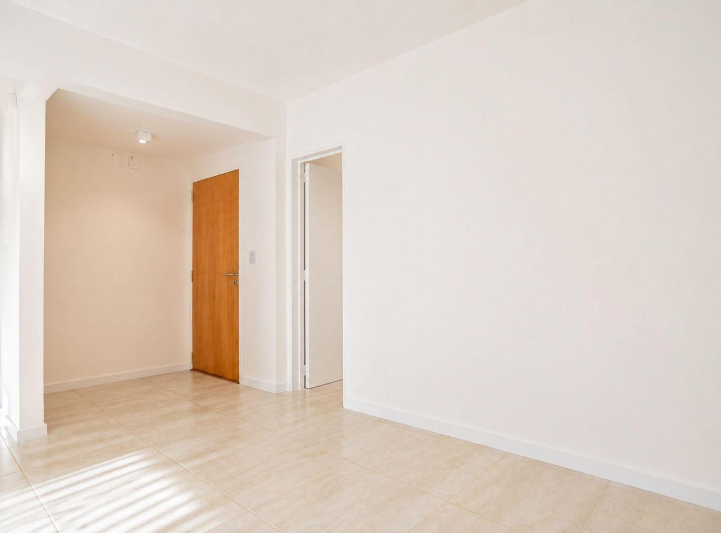 Foto de Departamento 3 Ambientes en Venta en Bernal, imagen 3