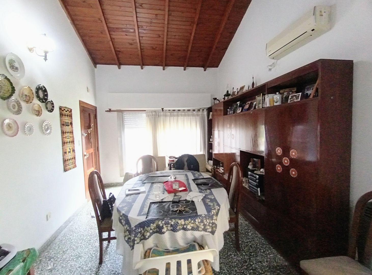 Foto de VENTA CASA 4 AMB CON LOTE DE 600 MTS, QUILMES ESTE, imagen 5