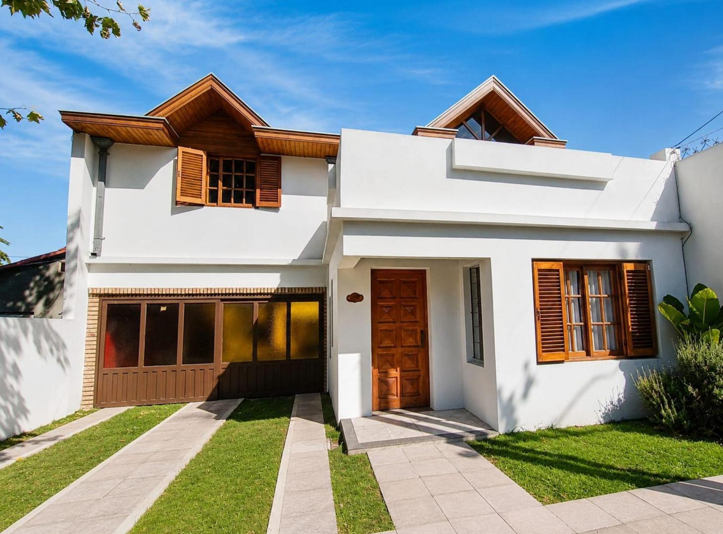 Foto de VENTA CASA 4 AMB CON PARQUE EZPELETA, QUILMES, imagen 2