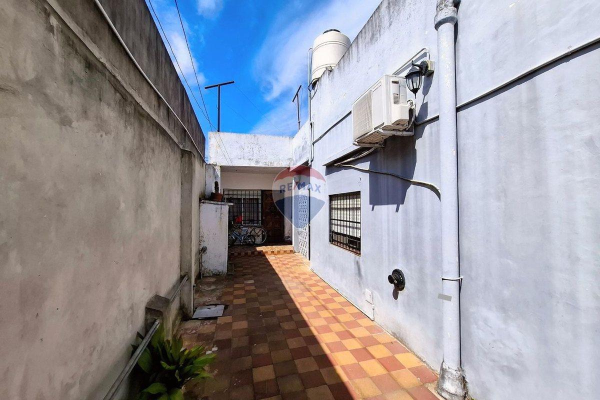 Foto de VENTA PH 2 AMBIENTES CON PATIO QUILMES ESTE, imagen 4