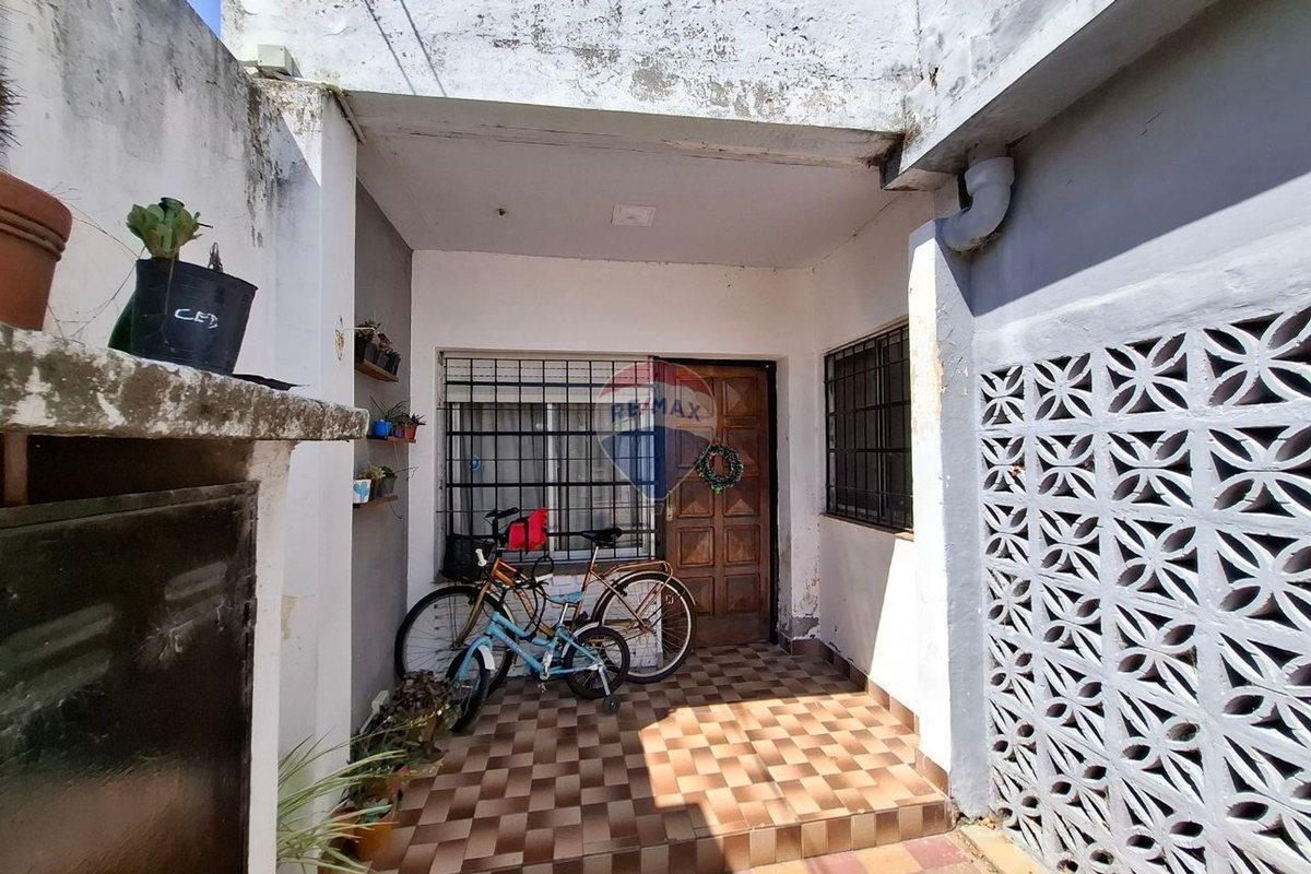 Foto de VENTA PH 2 AMBIENTES CON PATIO QUILMES ESTE, imagen 3