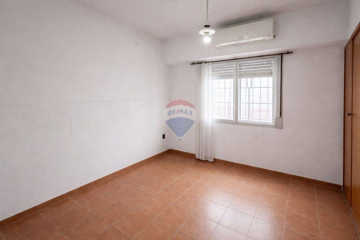 Foto de VENTA PH 2 AMBIENTES CON PATIO QUILMES ESTE, imagen 5