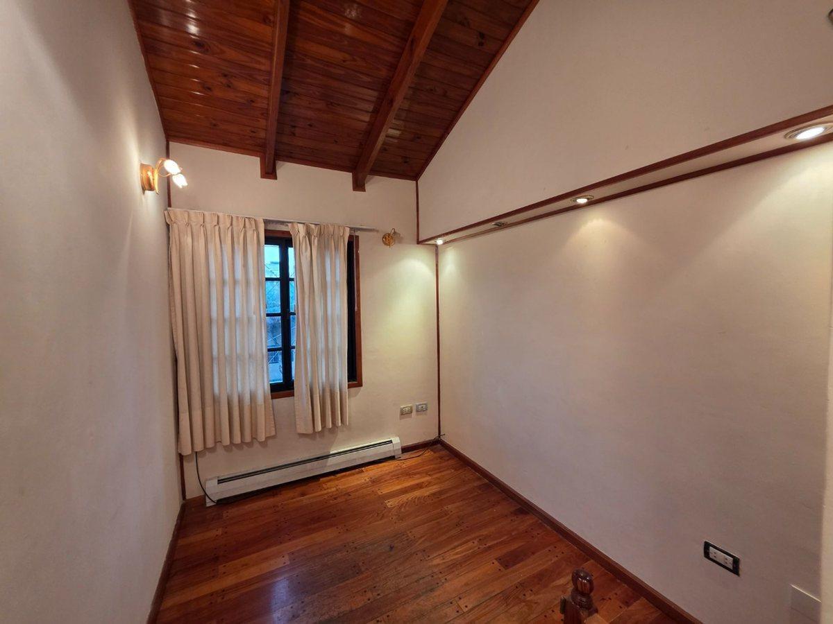 Foto de Venta Casa tipo duplex 5 amb en Quilmes., imagen 3