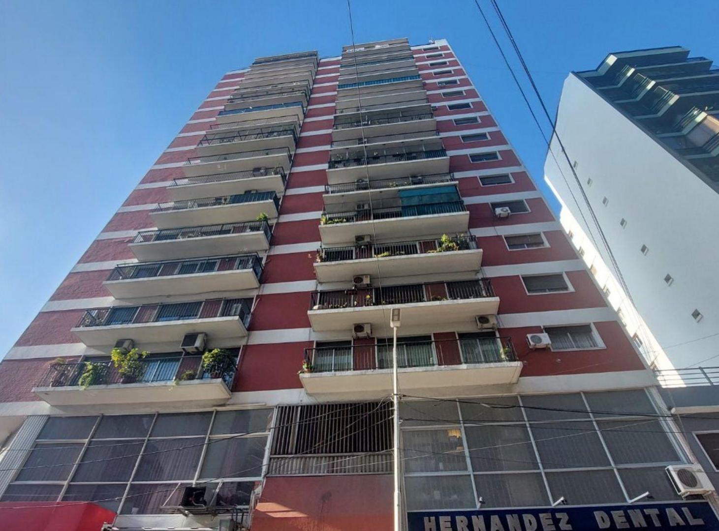 Foto de DEPARTAMENTO 4 AMB VENTA AVELLANEDA PISO ALTO, imagen 4