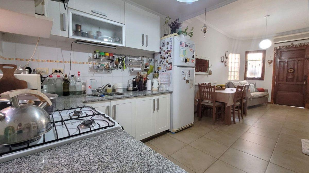Foto de CASA 3 AMBIENTES + ESCRITORIO, PATIO Y COCHERA, imagen 5