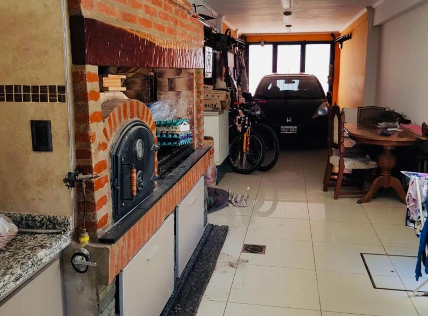 Foto de Casa 2 Plantas 4 Amb C/ Pileta Climatiz EZPELETA, imagen 5