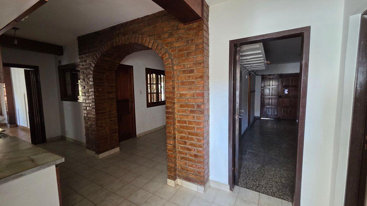 Foto de VENTA PH TIPO CASA 4 AMB DON BOSCO COCHERA QUILMES, imagen 5