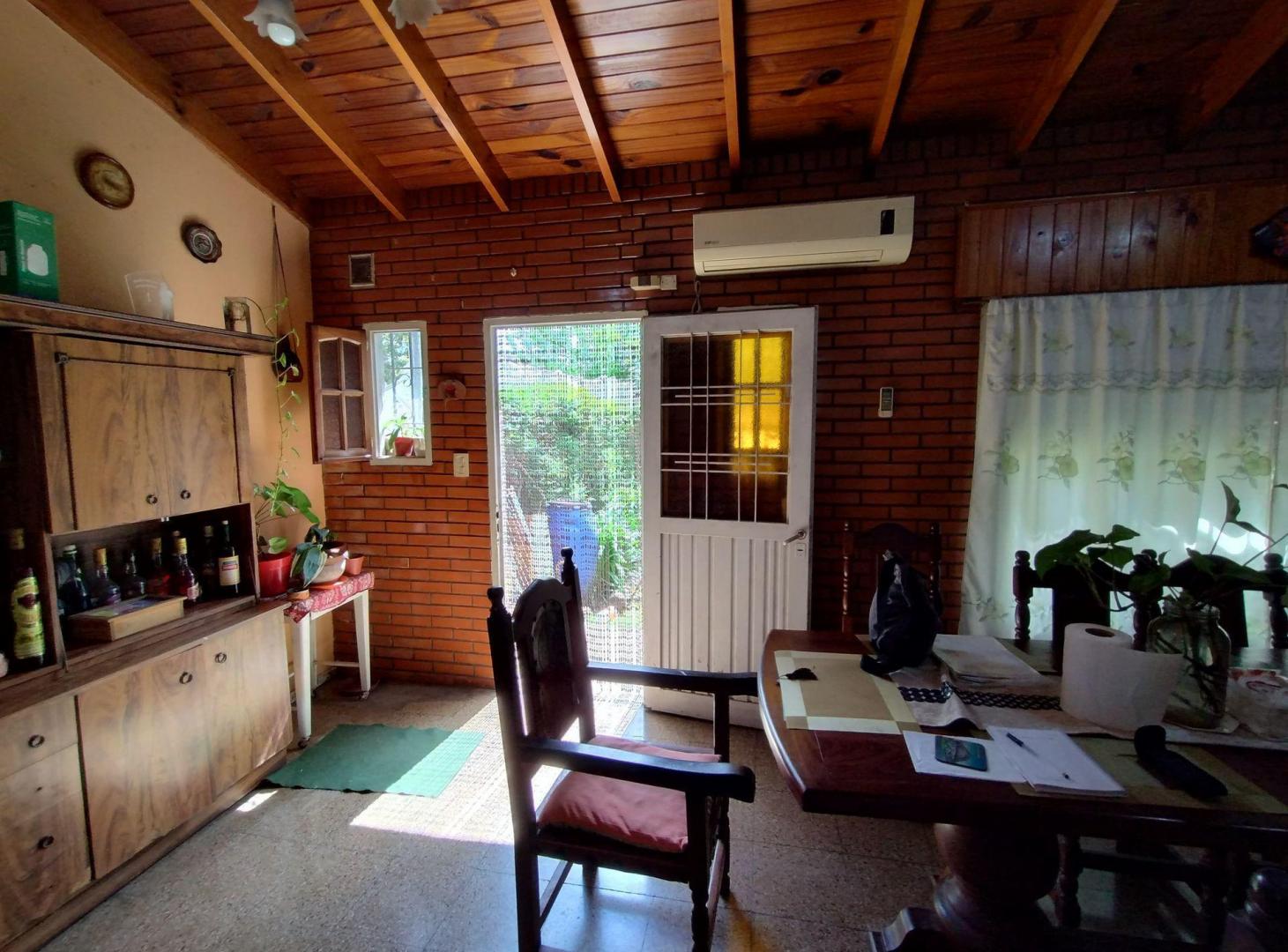 Foto de Venta casa 5 ambientes y garaje en Bosques, imagen 5