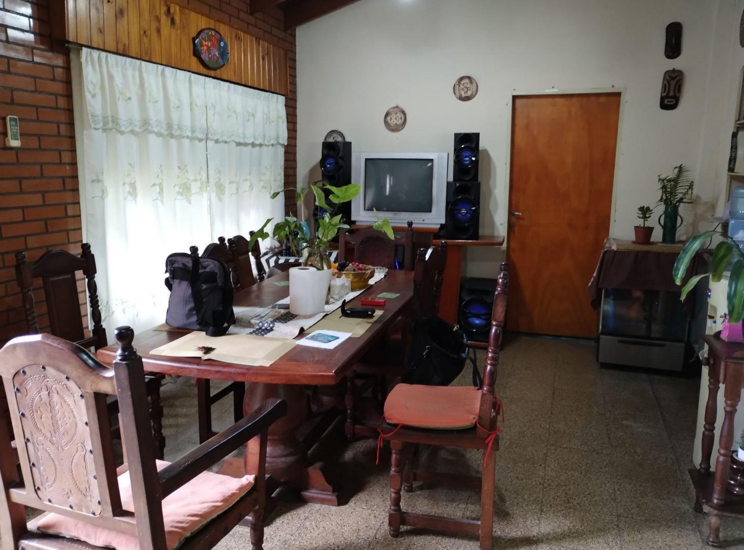 Foto de Venta casa 5 ambientes y garaje en Bosques, imagen 3