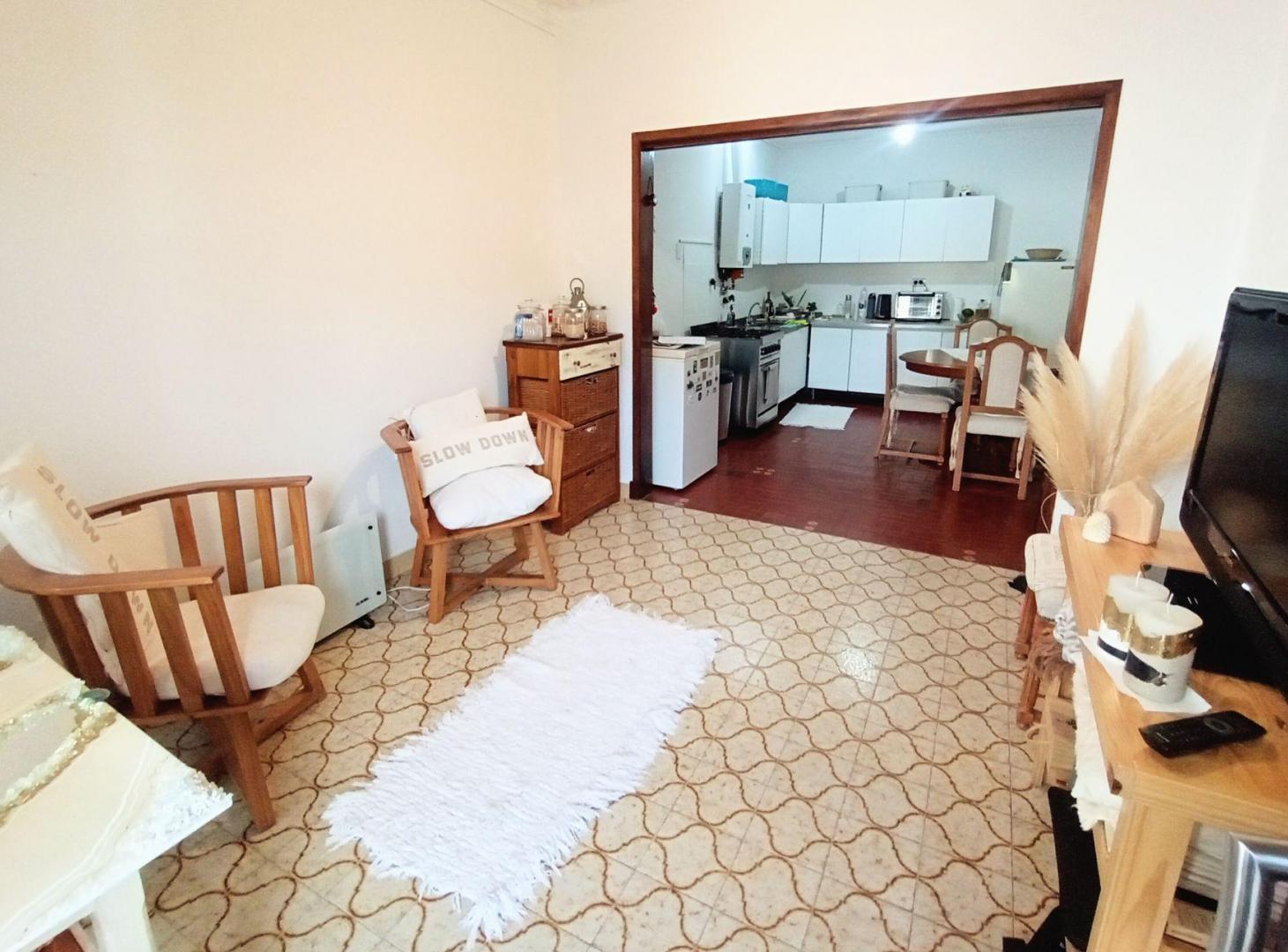 Foto de VENTA CASA 3 AMB CON PATIO BERNAL OESTE, imagen 4