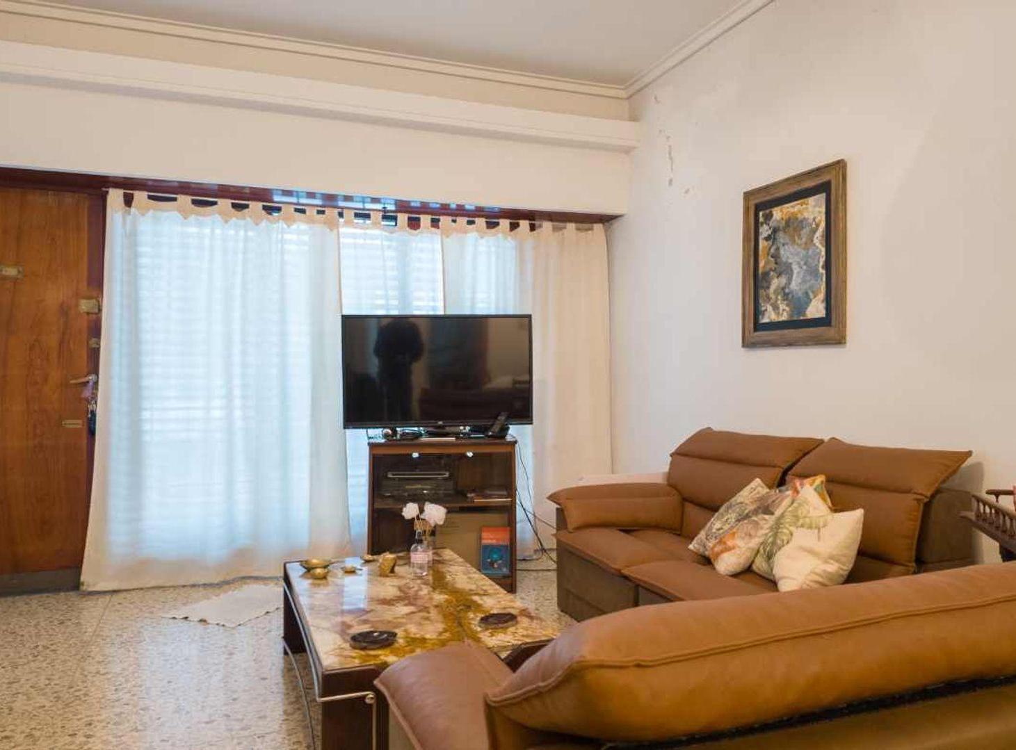 Foto de VENTA CASA 3 AMB PATIO COCHERA BERAZATEGUI, imagen 5