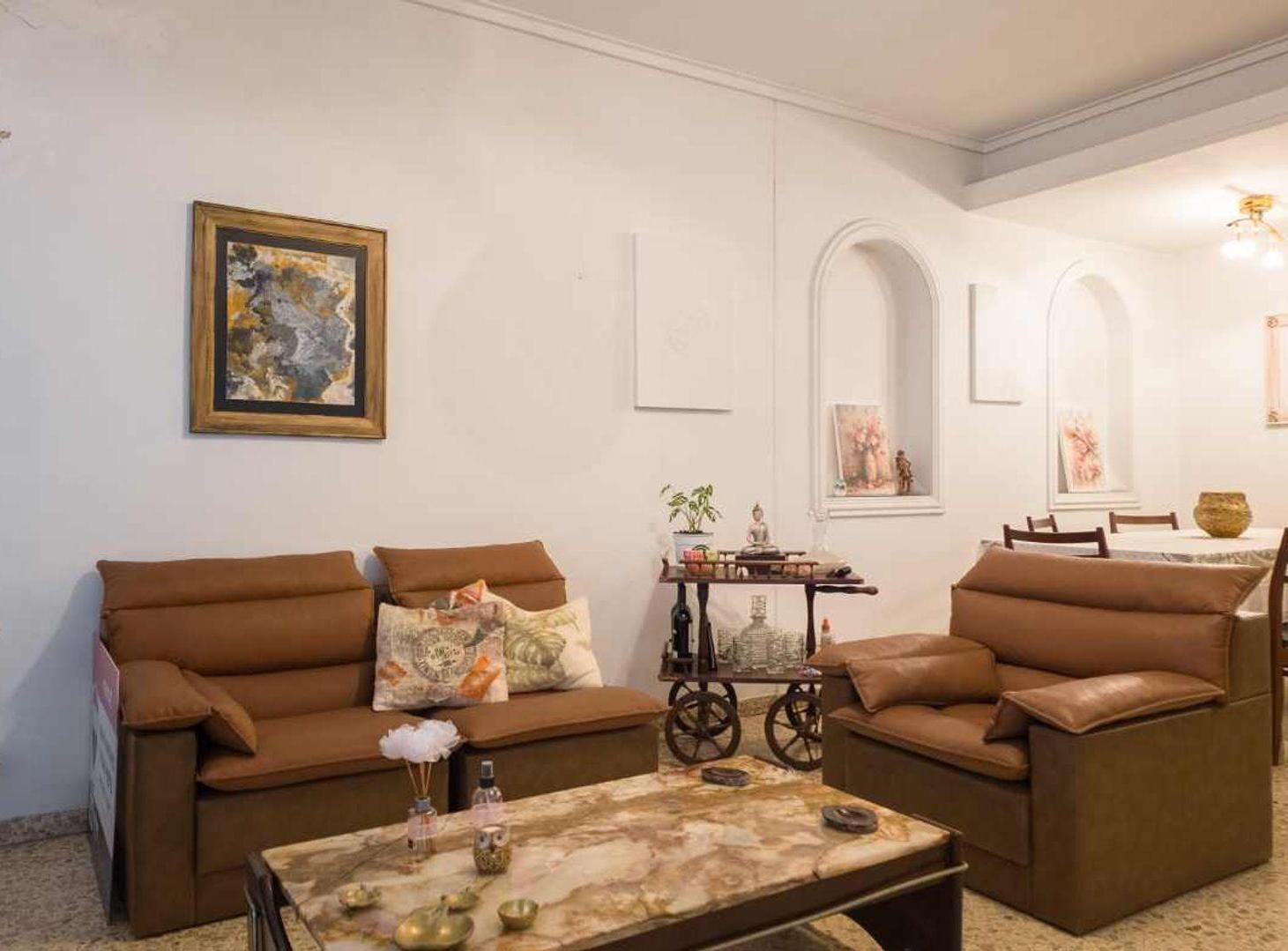 Foto de VENTA CASA 3 AMB PATIO COCHERA BERAZATEGUI, imagen 2