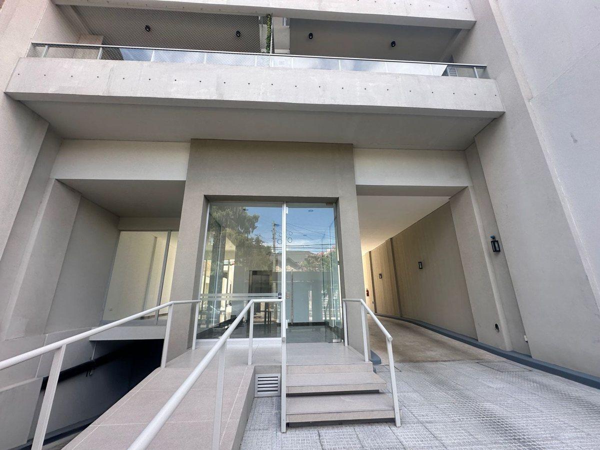 Foto de VENTA DEPTO 3 AMBIENTES CON COCHERA BERNAL CENTRO, imagen 5