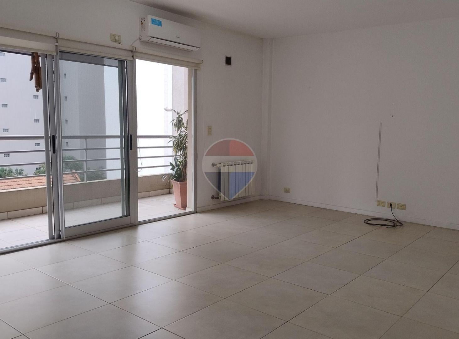 Foto de VENTA DEPTO 3 AMBIENTES CON COCHERA EN QUILMES, imagen 5