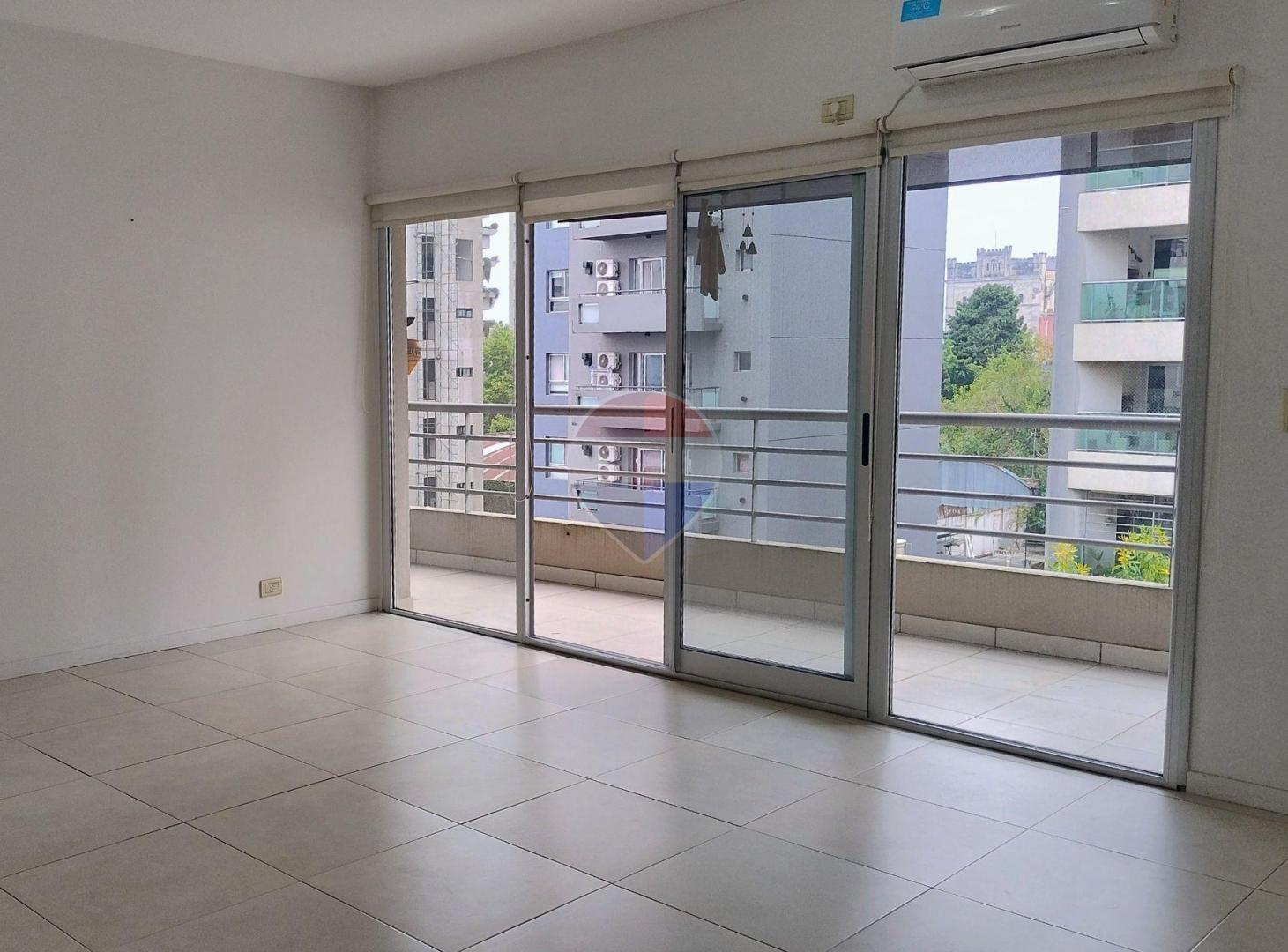 Foto de VENTA DEPTO 3 AMBIENTES CON COCHERA EN QUILMES, imagen 2