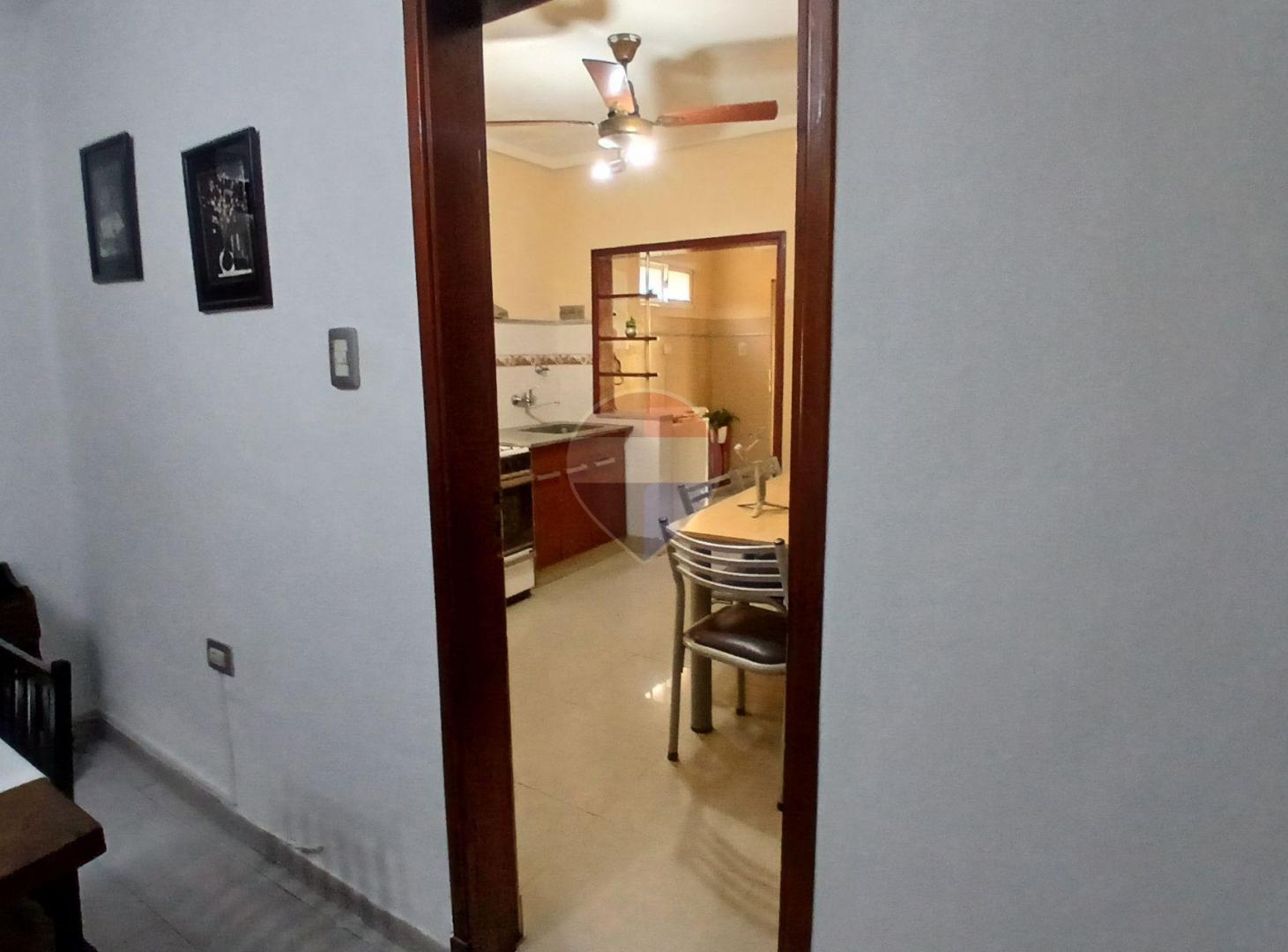 Foto de PH 3 ambientes con patio y parrilla Bernal Oeste, imagen 2