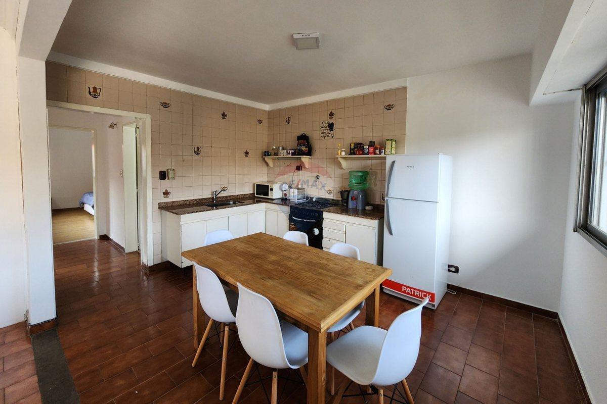 Foto de PH en venta con 2 dormitorios en Bernal, imagen 3