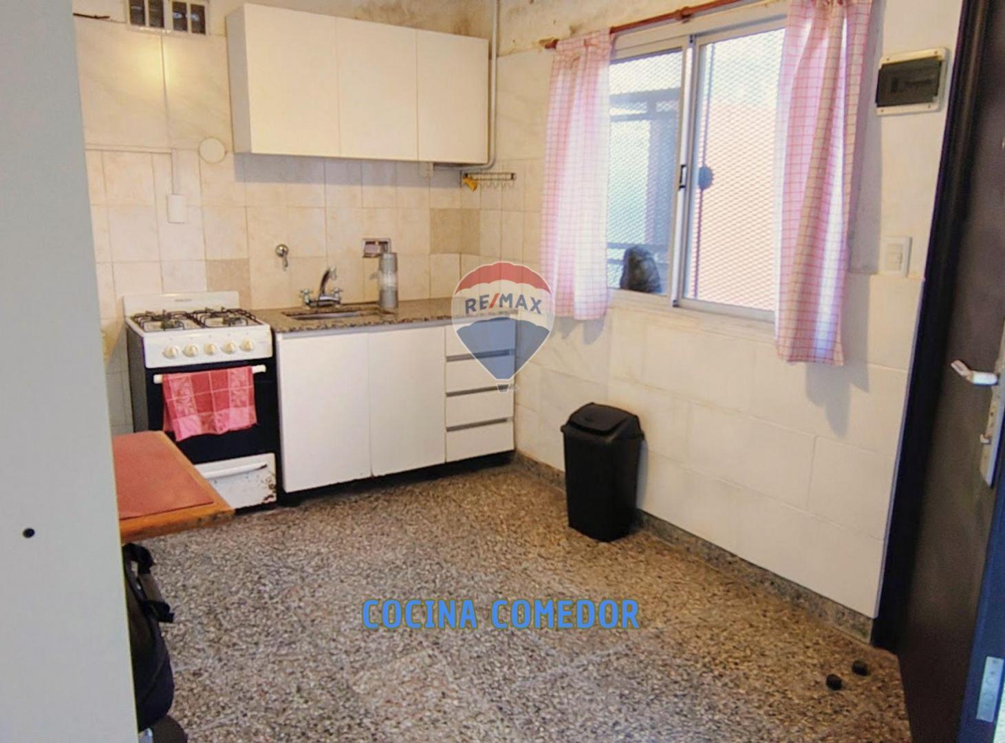 Foto de VENTA PH 2 AMB. BERNAL OESTE PATIO LUMINOSO, imagen 2