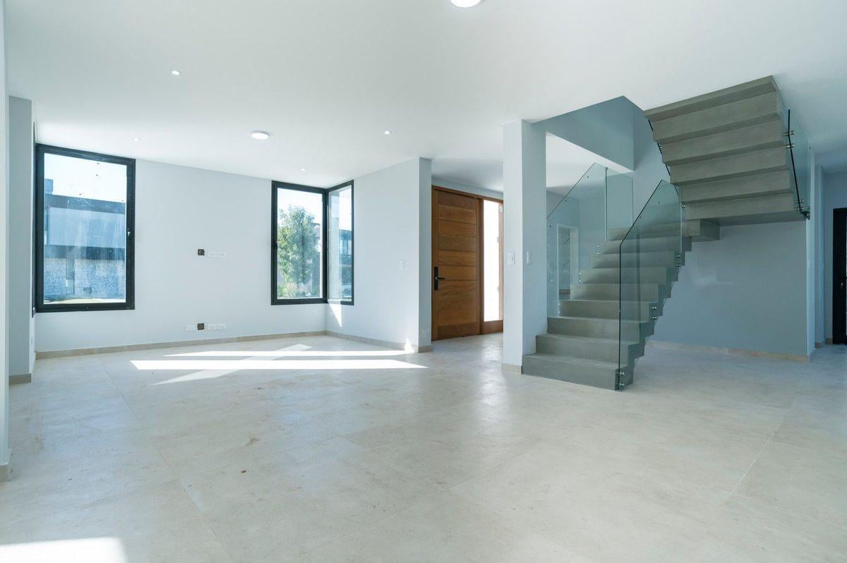 Foto de Casa en venta barrio Las Golondrinas Hudson, imagen 1