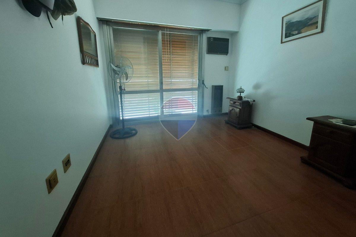 Foto de Venta Casa, Galpon, Quincho en Quilmes Este, imagen 1