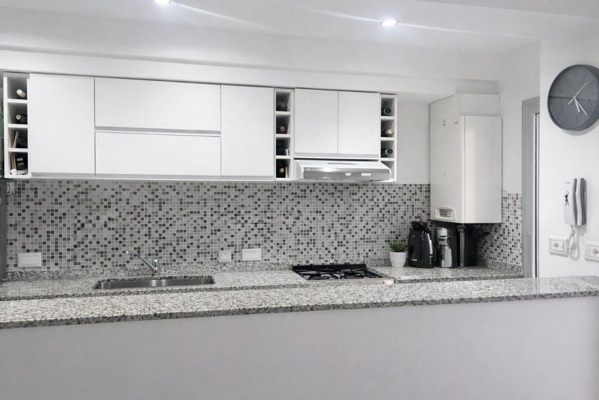 Foto de VENTA DEPTO 2 AMBIENTES WILDE CENTRO, imagen 3