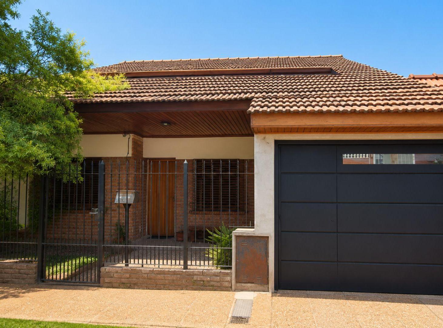 Foto de CASA 4 AMBIENTES EN QUILMES OESTE EN VENTA, imagen 4