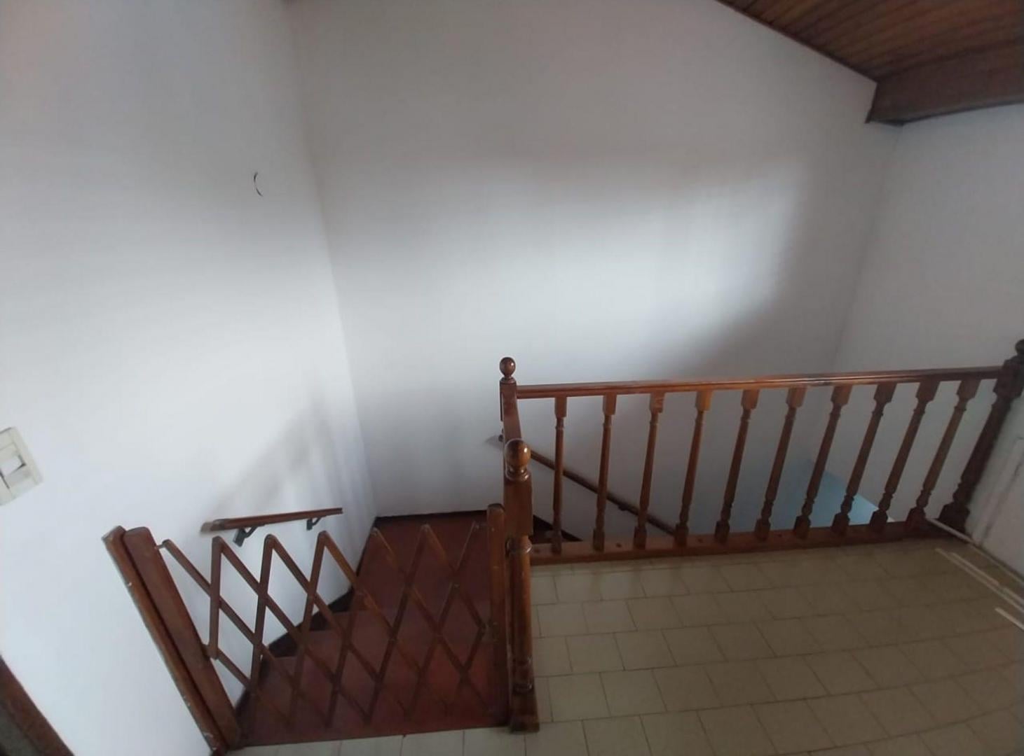 Foto de ALQUILER PH 2 AMB CON TERRAZA WILDE ESTE, imagen 4