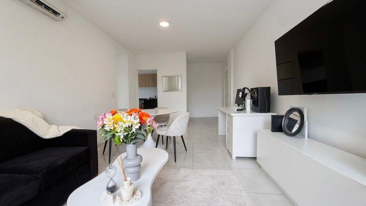 Foto de VENTA DEPTO 2 AMB FINANC TERRAZA BERNAL CENTRO, imagen 2