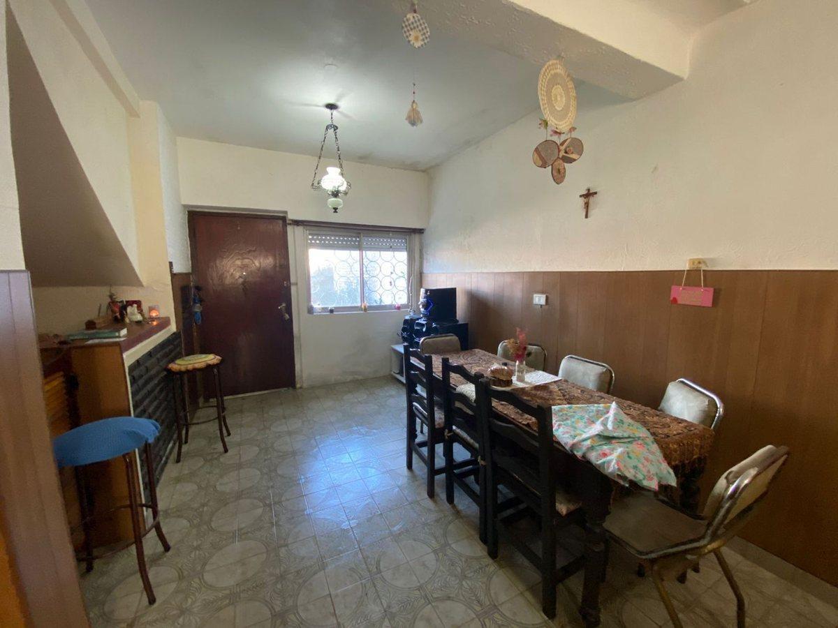 Foto de VENTA CASA 4 AMB CON PARQUE Y GARAGE EN BERNAL, imagen 2