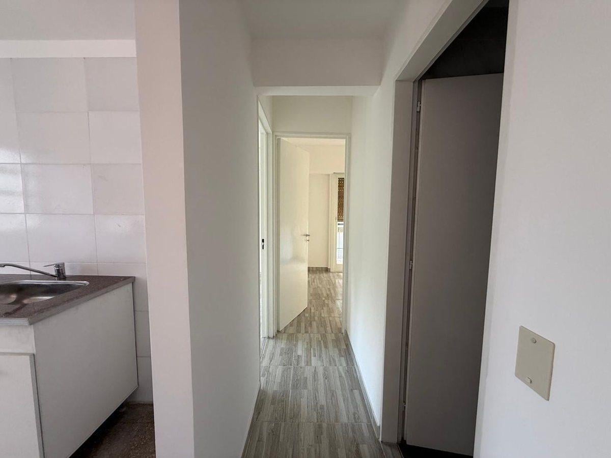 Foto de VENTA DEPARTAMENTO 3 AMBIENTES EN QUILMES CENTRO, imagen 5