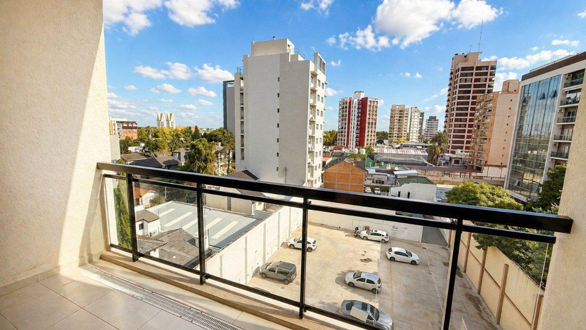 Foto de VENTA DEPTO 2 AMB BERNAL CENTRO CON PISCINA, imagen 2