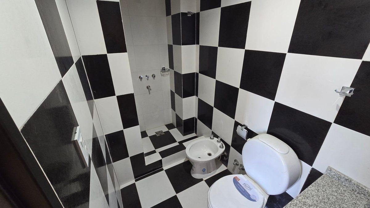 Foto de ALQUILER DEPTO 2 AMB DUPLEX BERNAL, imagen 5