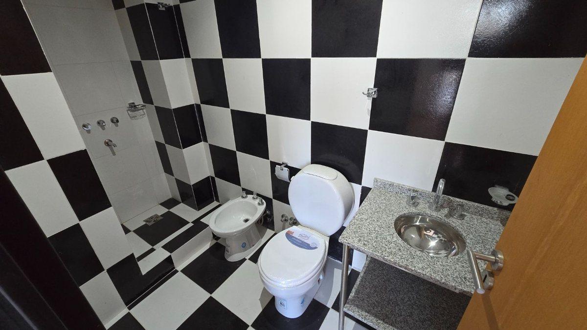 Foto de ALQUILER DEPTO 2 AMB DUPLEX BERNAL, imagen 4