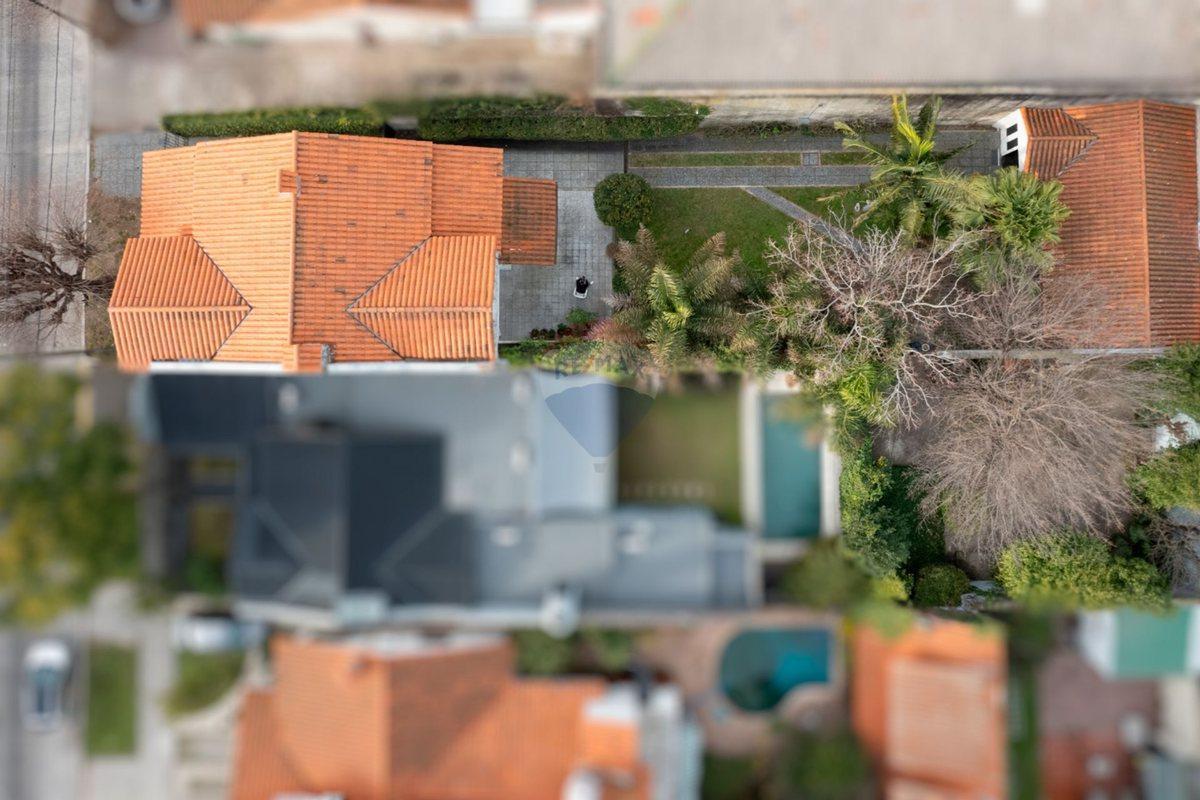 Foto de Venta Casa 6 ambientes c/ Parque en Bernal Centro, imagen 3