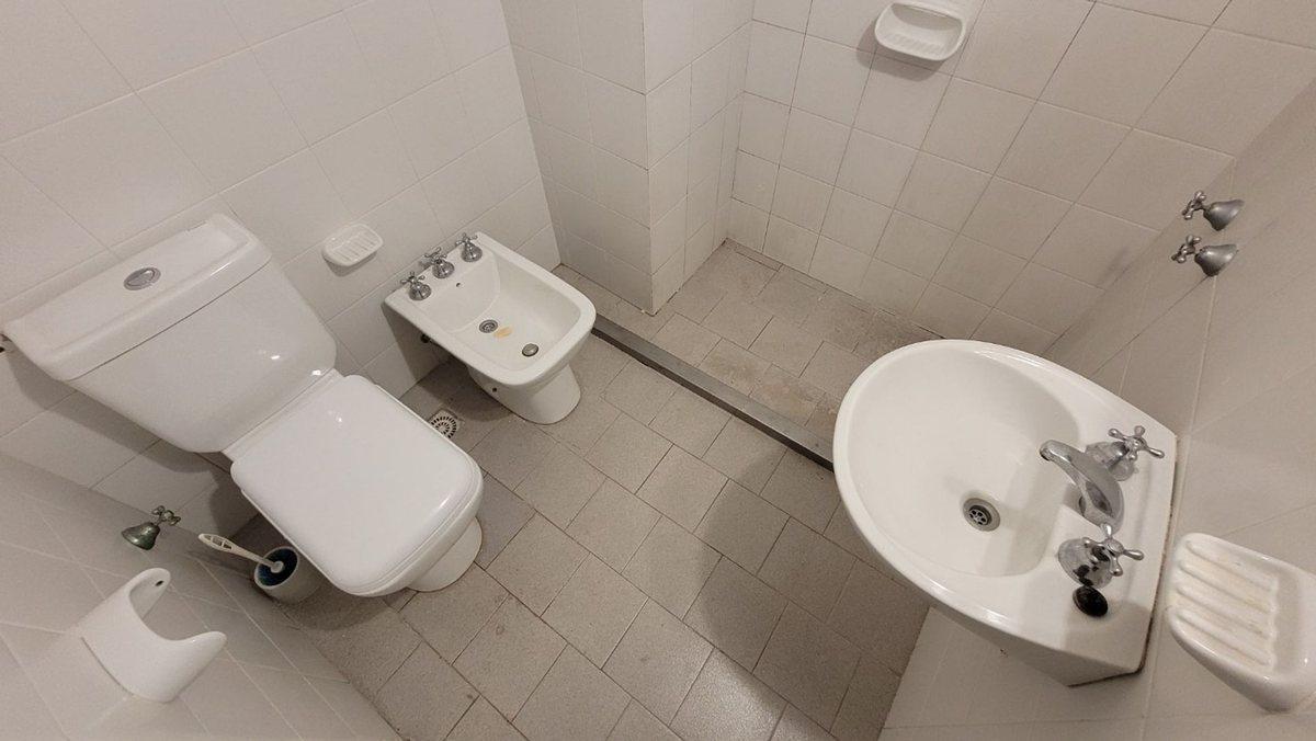 Foto de VENTA DEPARTAMENTO 3 AMBIENTES C/ BALCÓN. LA BOCA, imagen 1