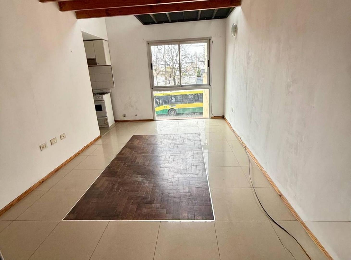 Foto de VENTA DPTO 2 AMB COCHERA QUILMES, imagen 1