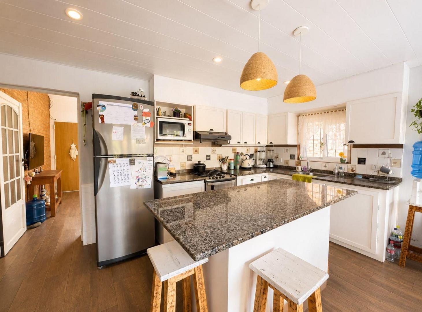 Foto de VENTA CASA 4 AMBIENTES EN BERAZATEGUI, imagen 1
