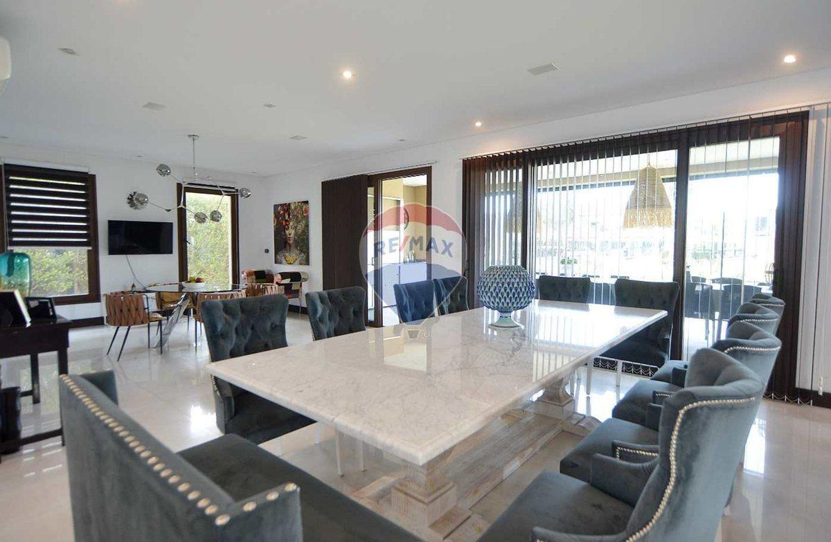 Foto de VENTA CASA 5 AMB PISCINA, QUINCHO EN NUEVO QUILMES, imagen 2