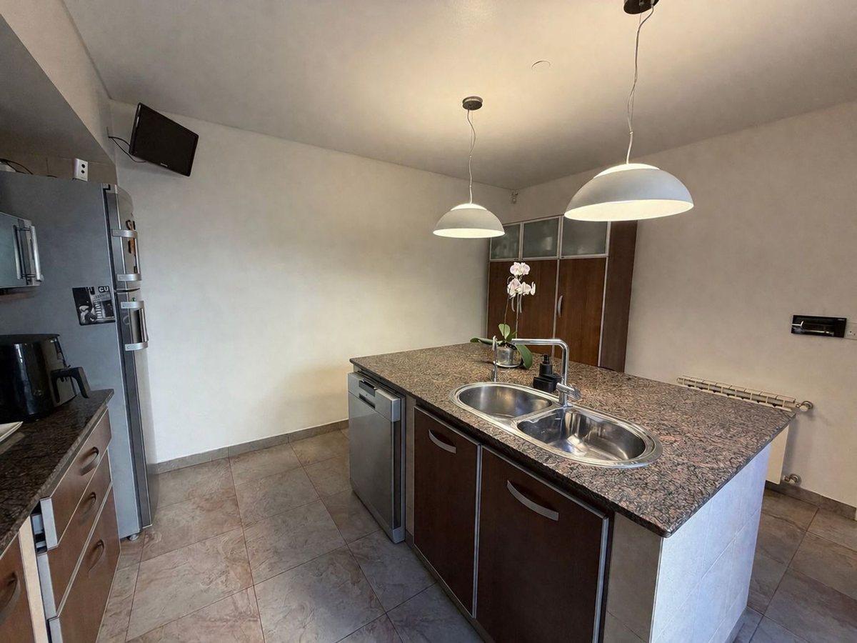 Foto de VENTA DUPLEX 4 AMBIENTES EN QUILMES CON COCHERA, imagen 4