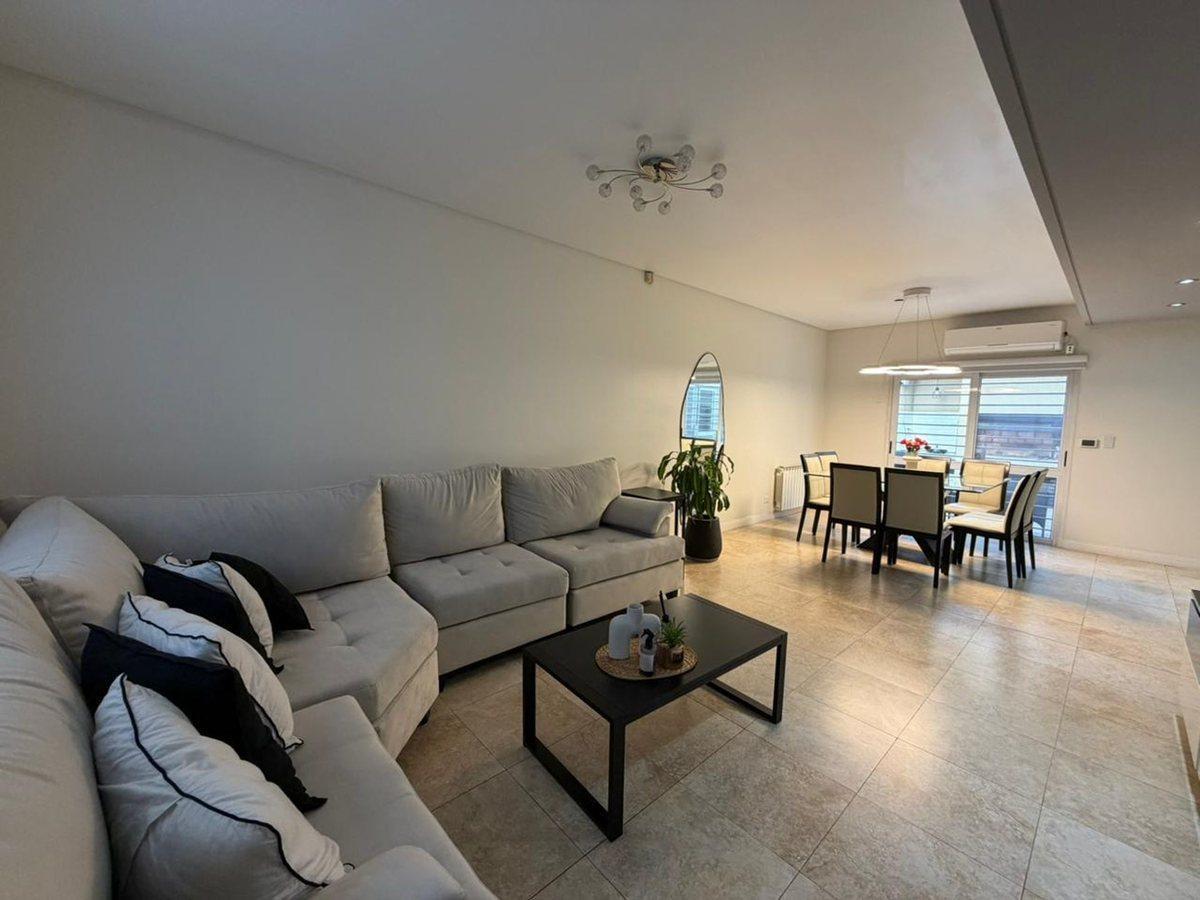 Foto de VENTA DUPLEX 4 AMBIENTES EN QUILMES CON COCHERA, imagen 2