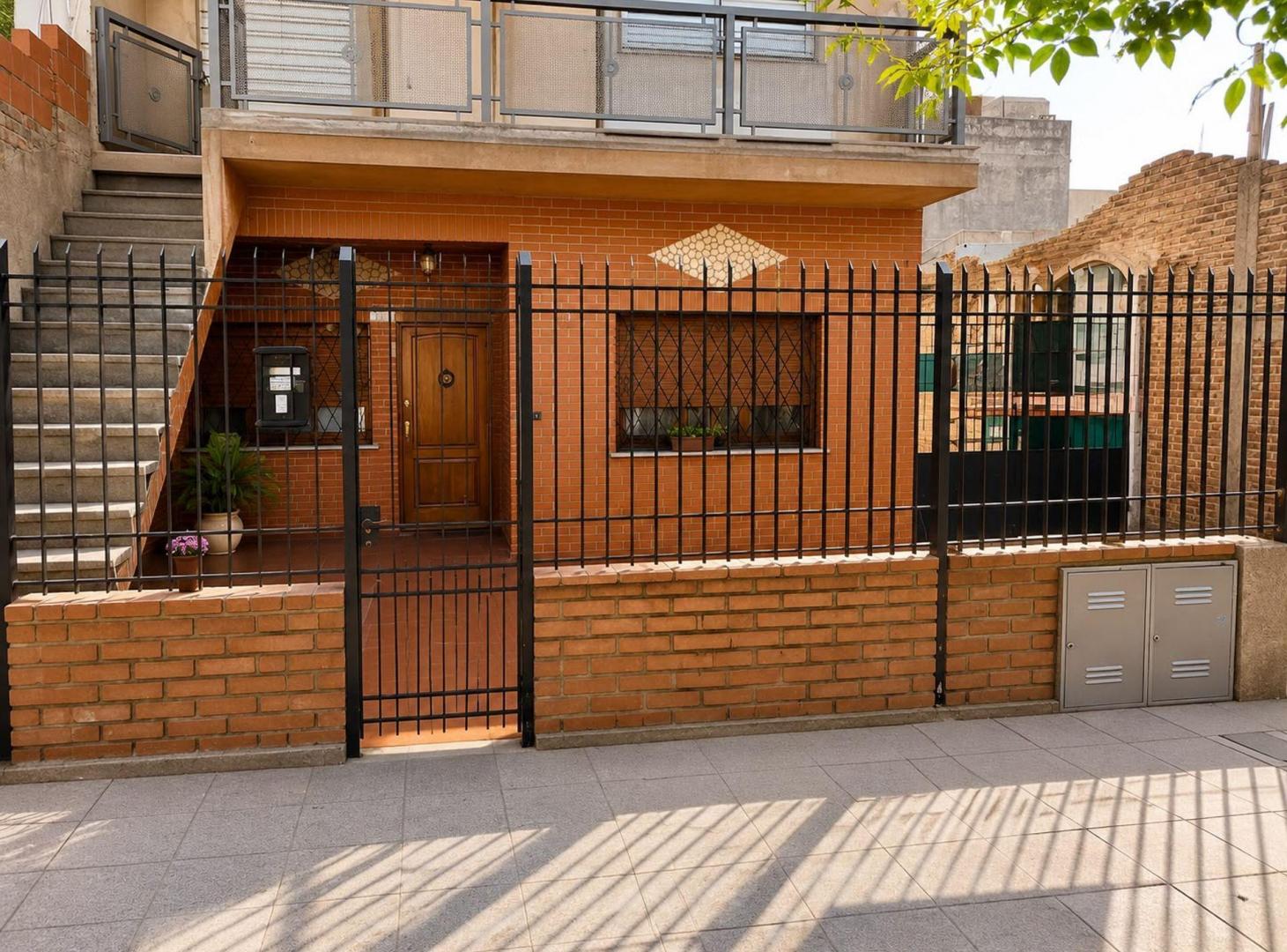Foto de VENTA PH TIPO CASA 4 AMBIENTES- VILLA DOMINICO, imagen 1