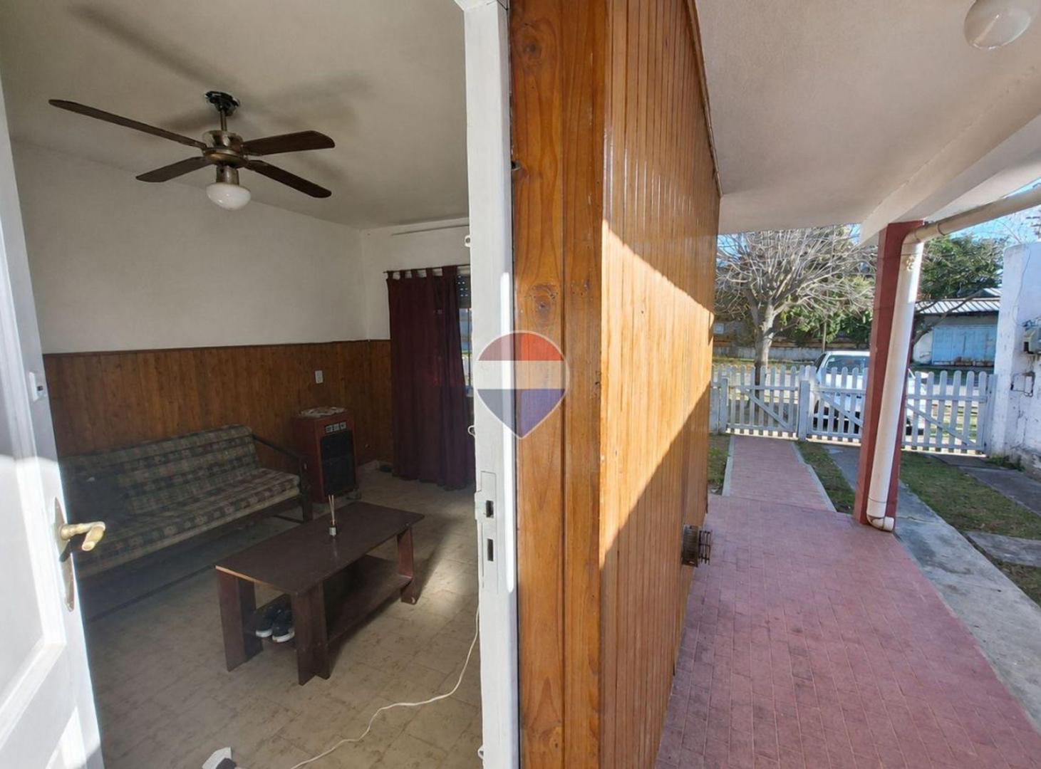 Foto de VENTA CASA 4 AMB CON COCHERA Y PARRILLA QUILMES O., imagen 3